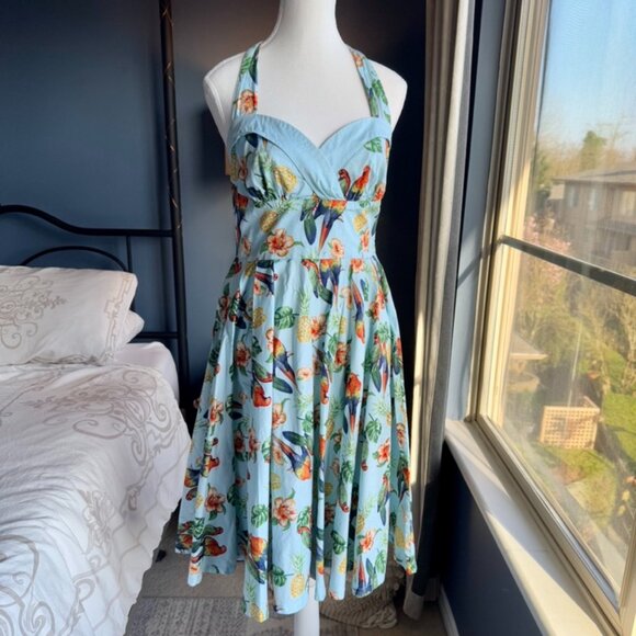 Hell Bunny Vixen Light Blue w Parrots Tropical Pin Up Tiki Halter Dress M - Picture 2 of 12